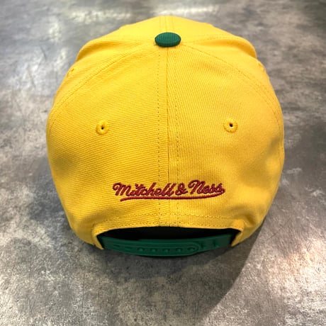 日本未発売モデル  Mitchell &Ness Los AngelesDodgers カーブバイザー YELLOW  M-11