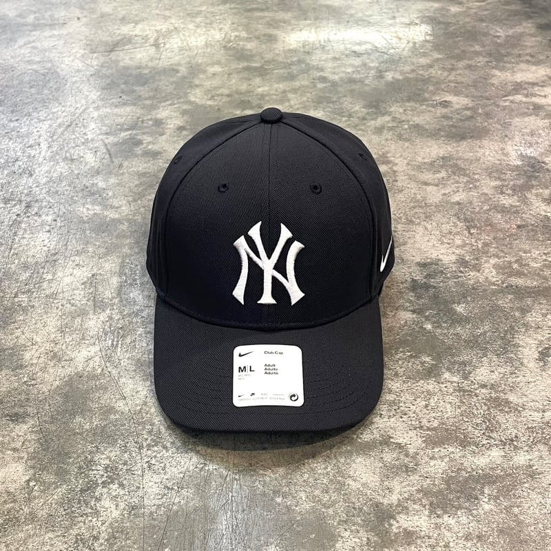 日本未発売モデル NIKE×YANKEES Club CAP NAVY HARD TYPE 日本未発売モデル NIKE×YANKEES Club CAP NAVY HARD TYPE