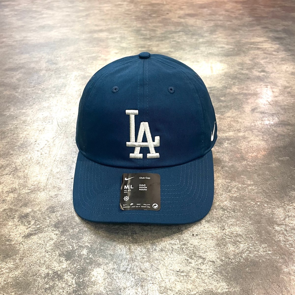 日本未発売モデル NIKE×LOSANGELS DODGERS Club CAP カラー/A