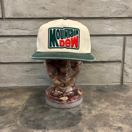 USA買付 Mountain Dew Retro Golfer Snapback Hat - Cream　US-52