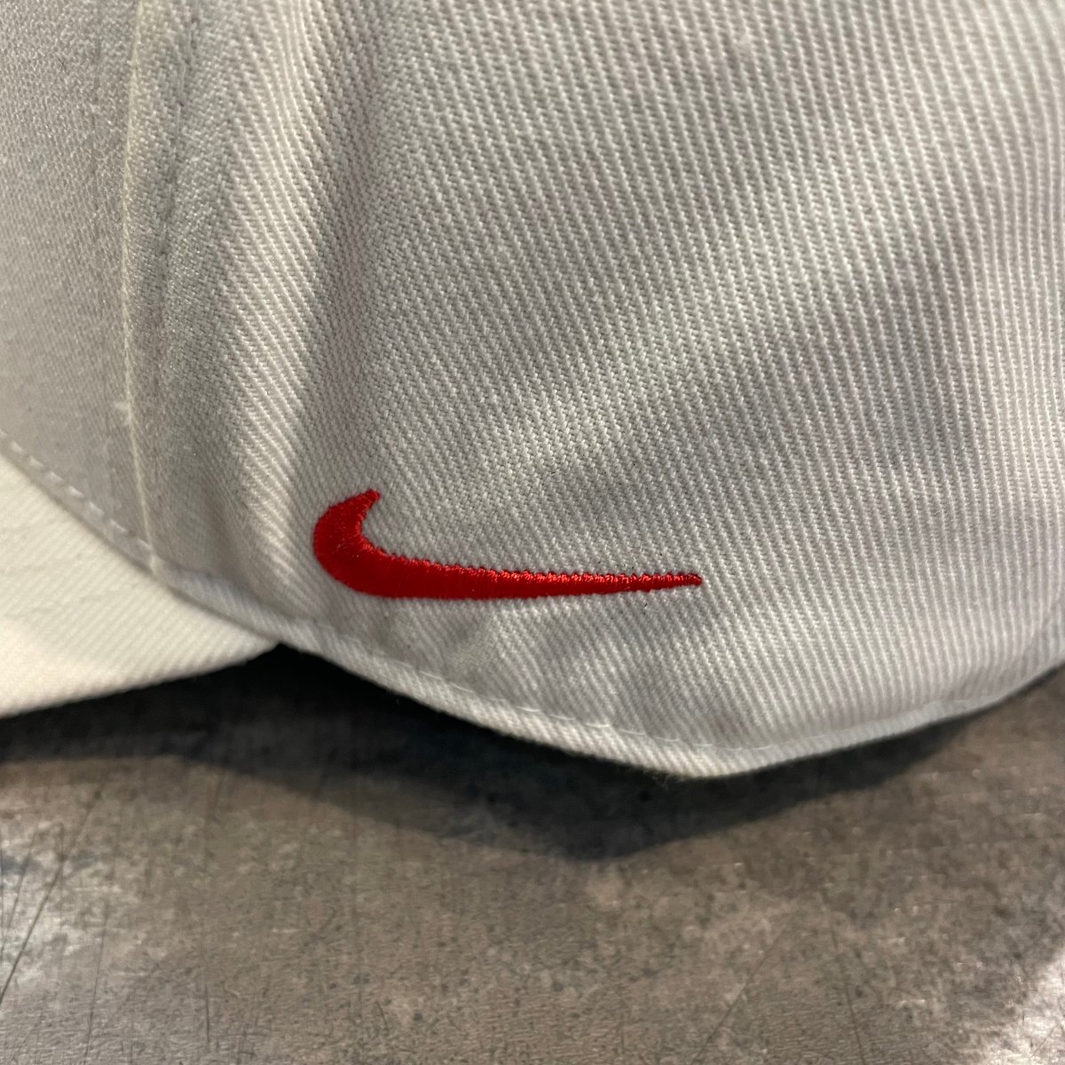 Nike Dodgers Bryant 24 ジャージ L グレー　日本未発売 Nike Dodgers Bryant 24 ジャージ L グレー日本未発売