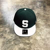 USA買付  Michigan State Spartans Nike Two-Tone Primetime Performance Fitted Hat - Green/White  N-189