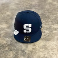 USA買付  NIKE×Penn State Nittany Lions On-Field Dugout True Performance Fitted Hat - Navy  N-162