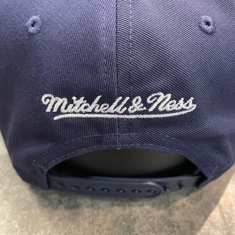 日本未発売モデル  Mitchell &Ness Yankees  Collection カーブバイザー  M-16