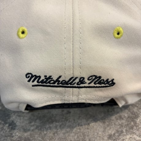日本未発売モデル  Mitchell &Ness Pittsburgh Piratesカーブバイザー STONE/BLACK M-25