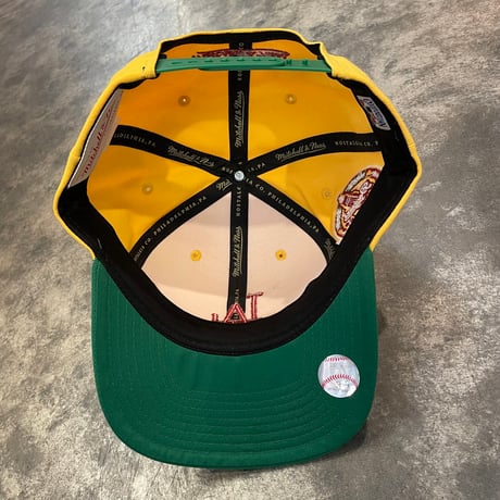 日本未発売モデル  Mitchell &Ness Los AngelesDodgers カーブバイザー YELLOW  M-11