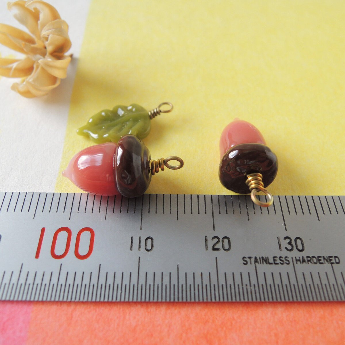どんぐりチャーム＊1個 | little lamps -Glass Bead Shoppe-