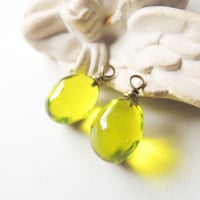 Rocks ×2pcs（col. ペリドット）G54008