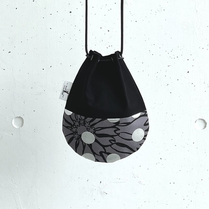 巾着ショルダーバッグ-BUBBLE FLOER-(SILVER) | LIGHT CUBE 巾着ショルダーバッグ-BUBBLE FLOER-(SILVER) | LIGHT CUBE