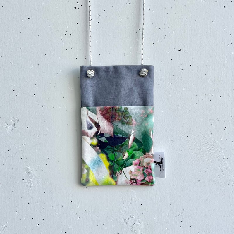BAG_サコッシュ -BLOOM- (WHITE) | LIGHT CUBE BAG_サコッシュ -BLOOM- (WHITE) | LIGHT CUBE