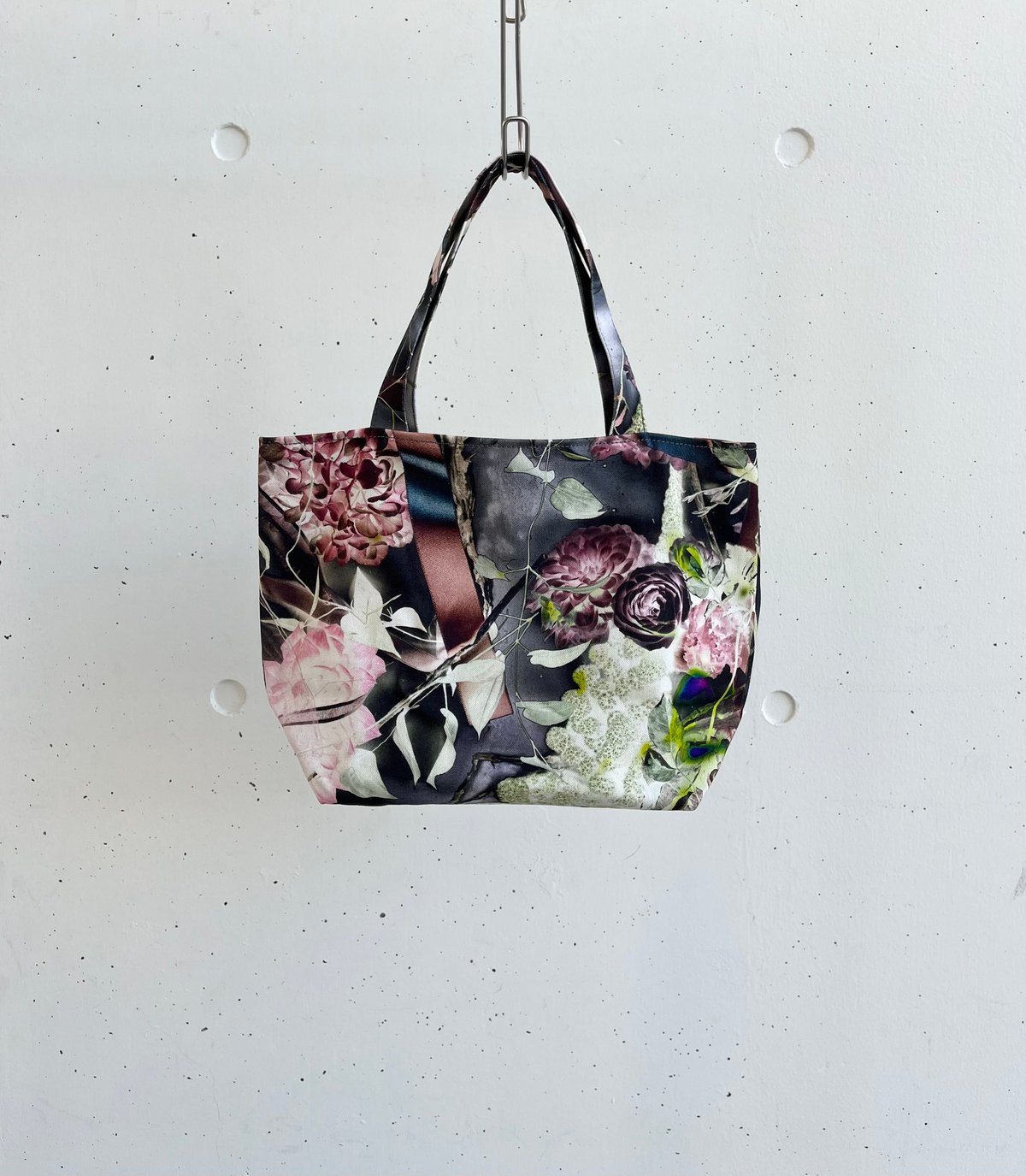 BAG_BOXトート -BLOOM- (BLACK) | LIGHT CUBE