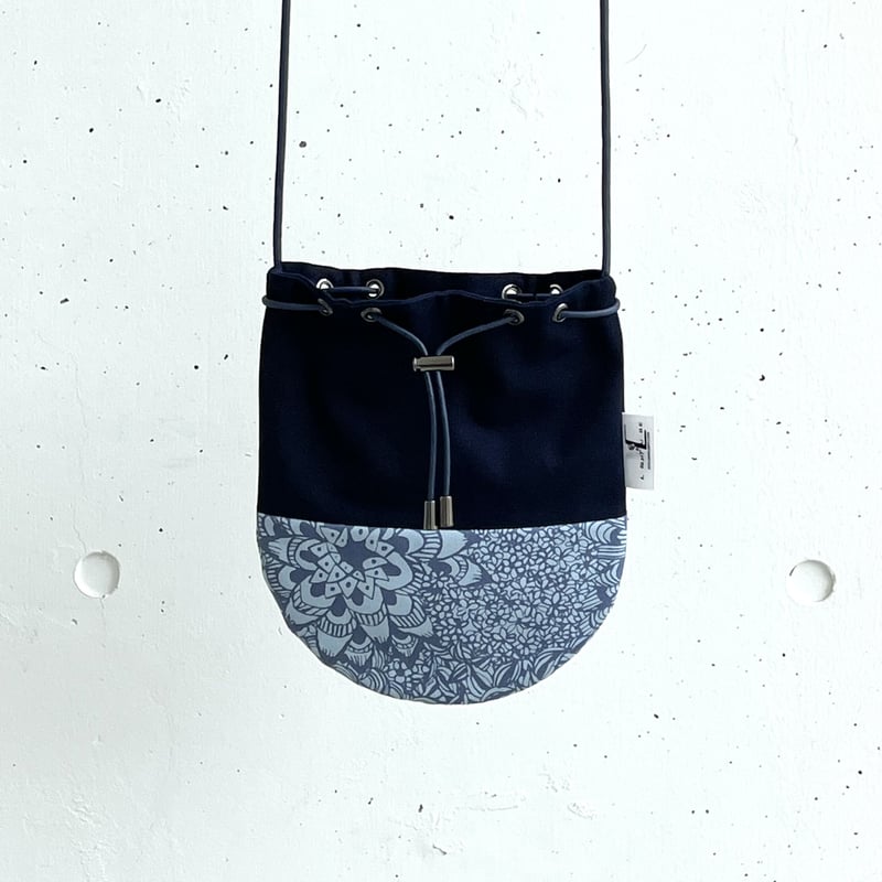 巾着ショルダーバッグ-BOTANICAL -(BLUE) | LIGHT CUBE 巾着ショルダーバッグ-BOTANICAL -(BLUE) | LIGHT CUBE