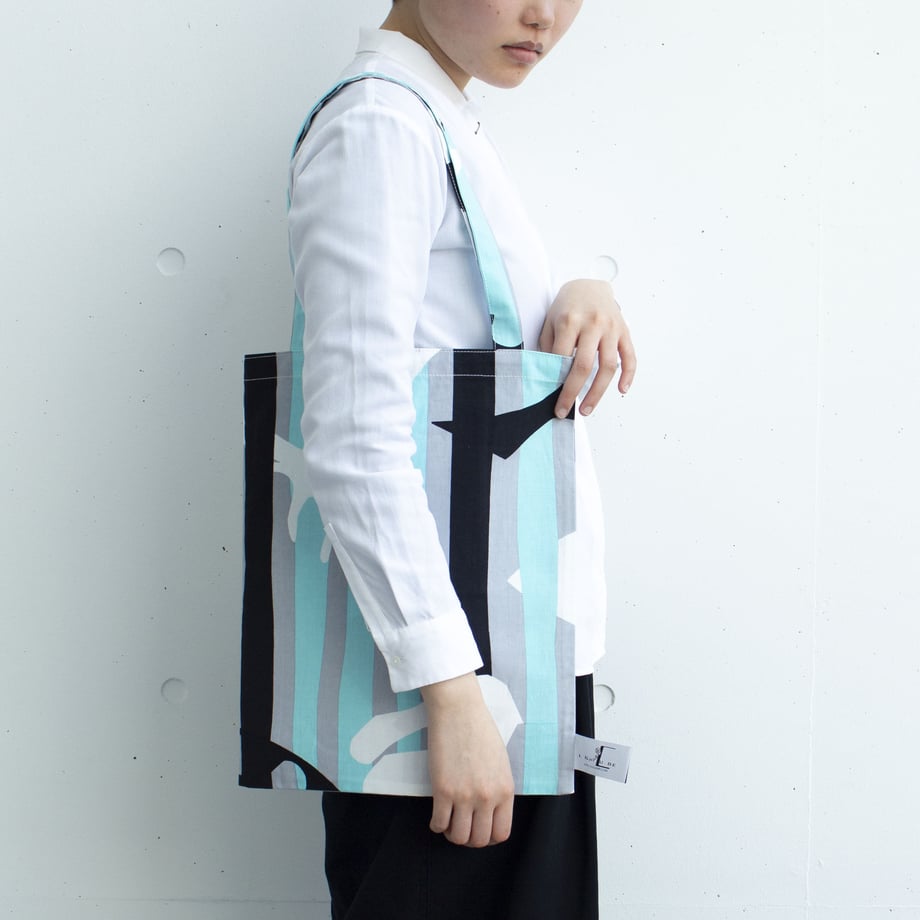 5b55892950bbc36a50000644
