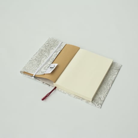 ACCESSORIES_ブックカバー　-BOTANICAL -(WHITE)