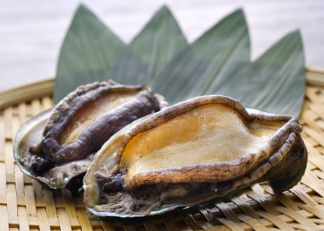 鮑の出汁蒸し2個箱入り【冷凍】