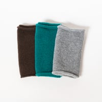 TO（トゥー）WOOL BOUCLE NECKWARMER