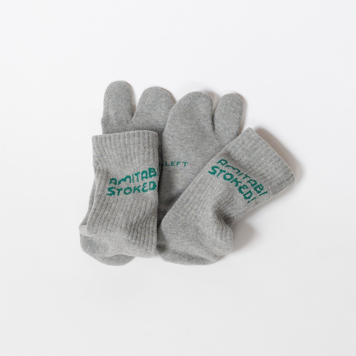 AMITABI STOKED！(アミタビストークド) ロゴクルーソックス | TAIKO ON