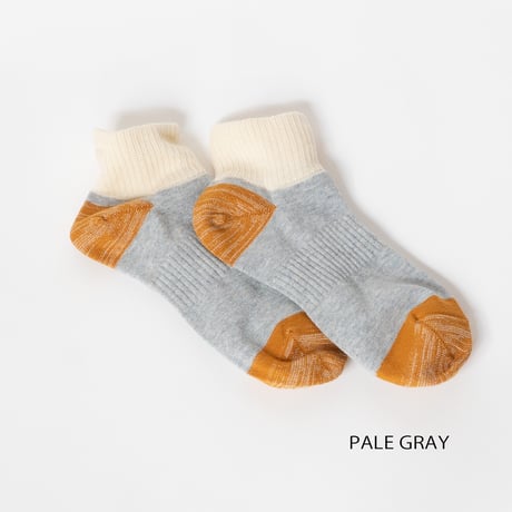 TO（トゥー）THREE-TONE ANKLE SOCKS