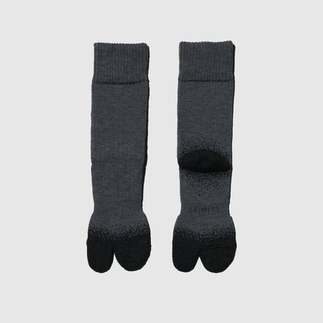 SYN:（シン）TREKKING SOCKS  トレッキングソックス（クルー丈／足袋）