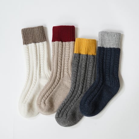 COZY&WARM （コージー＆ウォーム）WOOL CABLE ROOM SOCKS