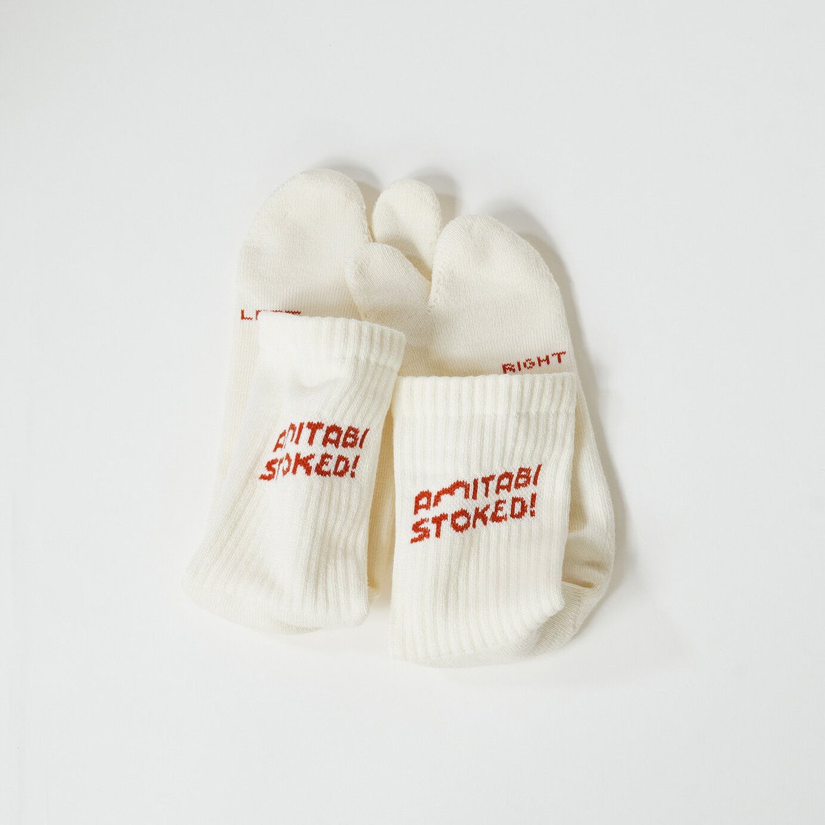 AMITABI STOKED！(アミタビストークド) ロゴクルーソックス | TAIKO ON