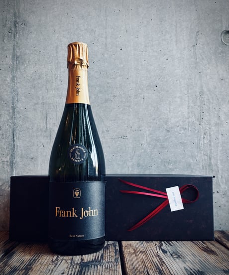 【ami hayama がお勧めする冬の贈り物】Frank John「極上の泡」