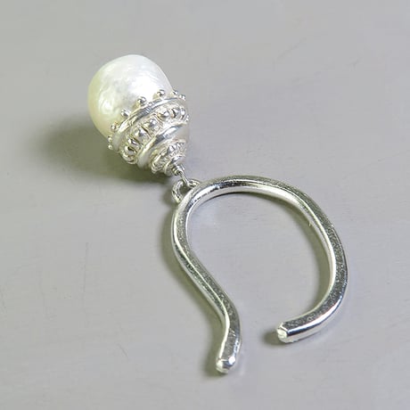 ear cuff/S24-A0-0410