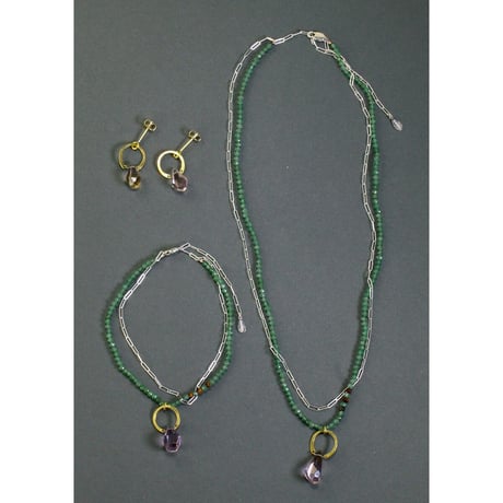 necklace/S22-A0-0540