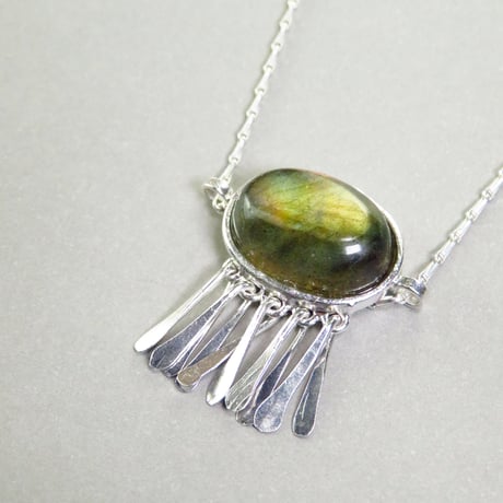 necklace/S25-A1-0043