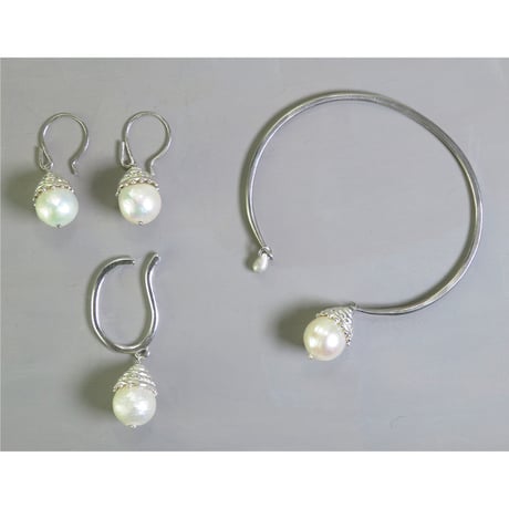 ear cuff/S24-A0-0410