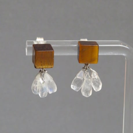 pierce/26-A0-0211