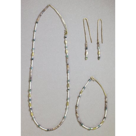 pierce/S22-S0-0011