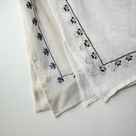 【women's】doux bleu [ドゥーブルー] / インド刺繍メッシュブラウス
