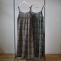 【women's】AUG [オーグ] / フラワー キャミワンピース