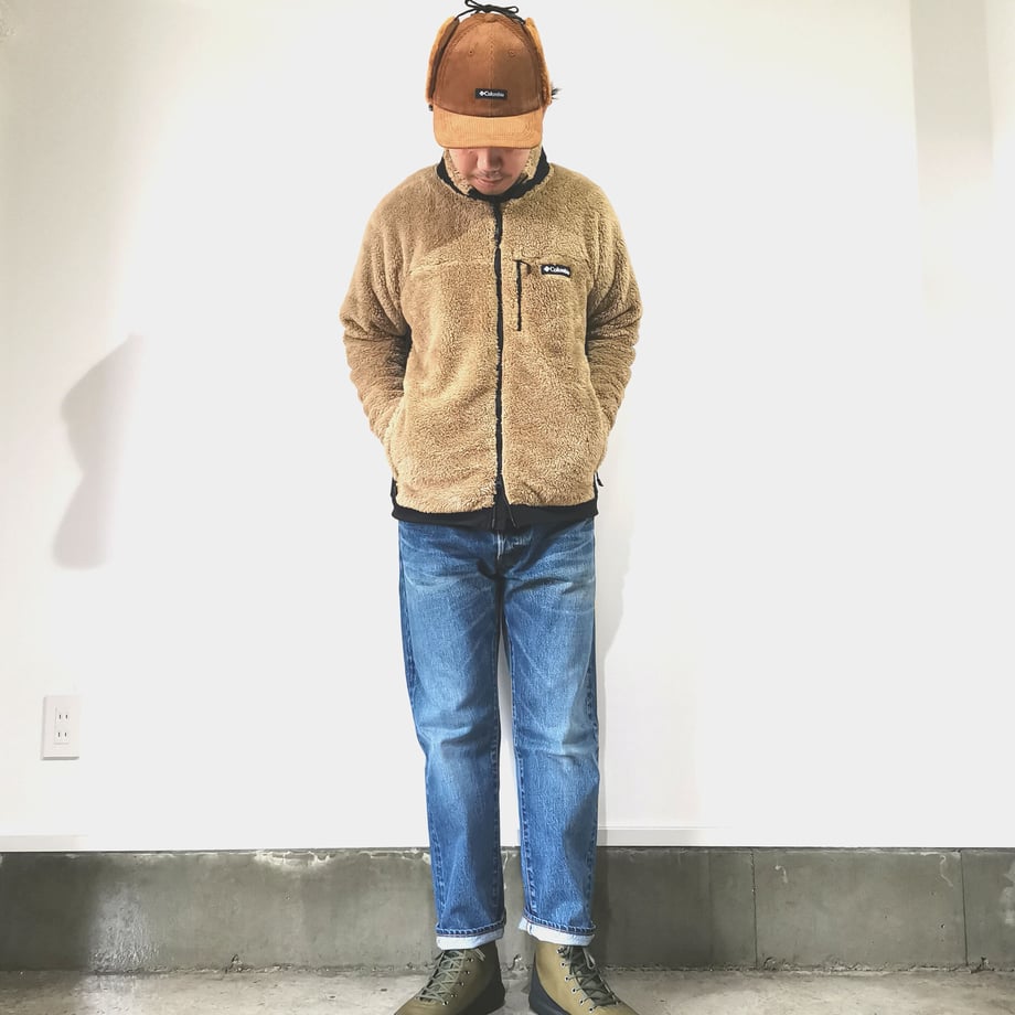 5cda83ebadb2a1330e29c80b