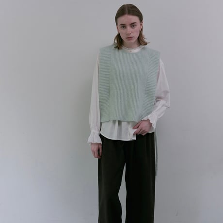 【women's】doux bleu [ドゥーブルー] / アルパカニットベスト