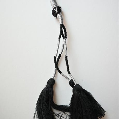 【women's】doux bleu [ドゥーブルー] / Bee Embroidery キルトバッグ