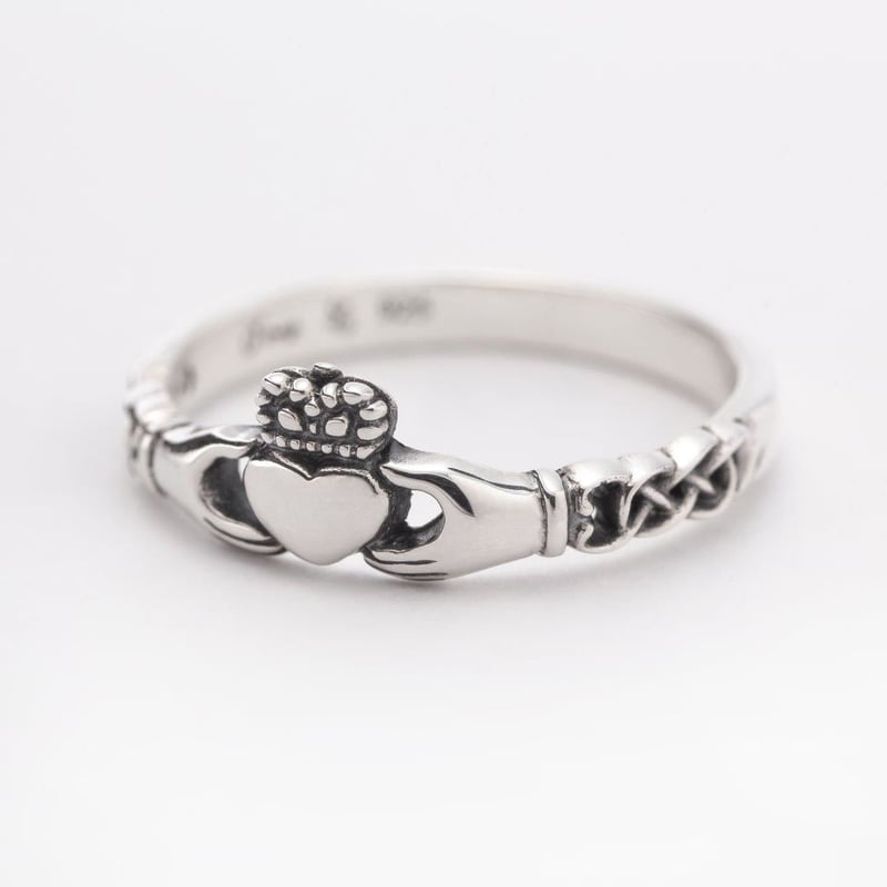 Claddagh silver ring on sale