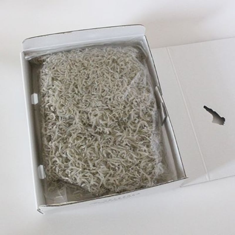 ちりめん 天日干しちりめん 箱入り(400g/500g) | 拝原水産