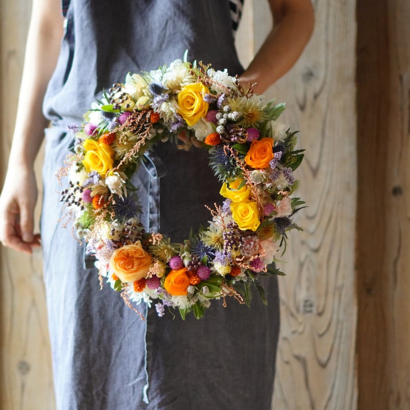 ◉受注販売 プリザのバラを使ったオレンジイエロー系のリース | flower