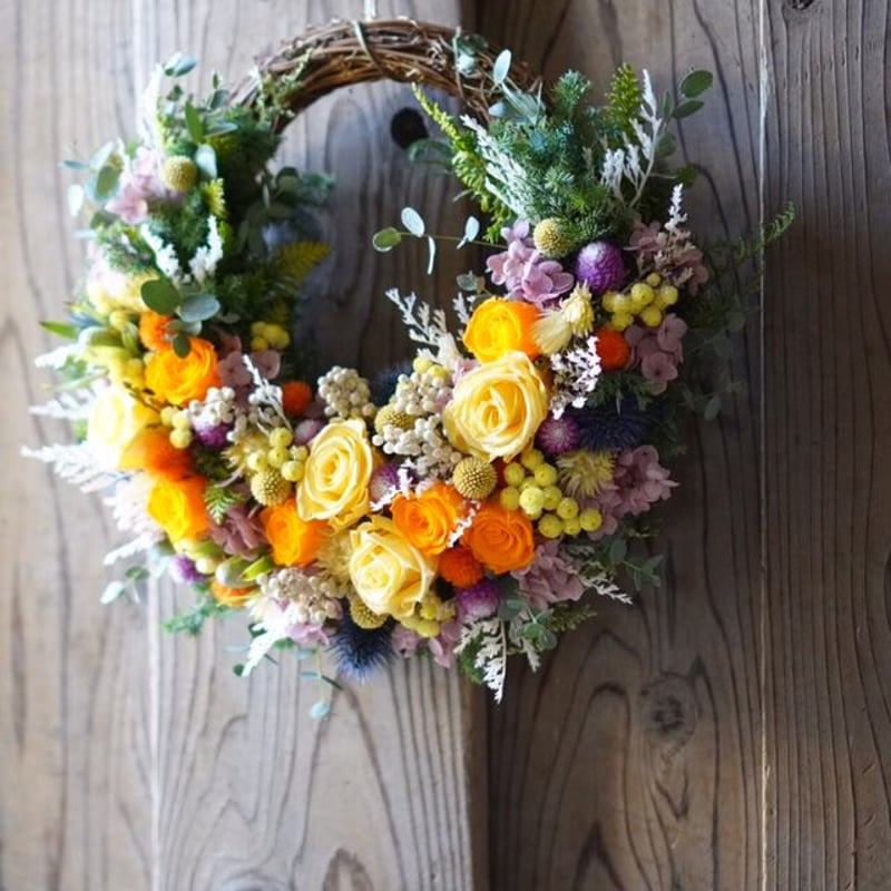 ◉受注販売 プリザのバラを使ったオレンジイエロー系のリース | flower
