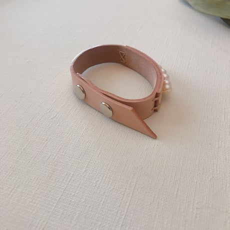 エイトパールブレスレット　ヌメ革
