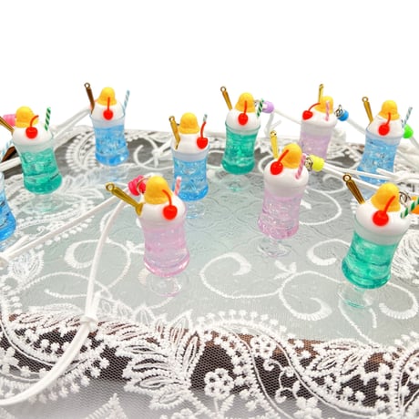 クリームソーダ✨フリーチョーカー