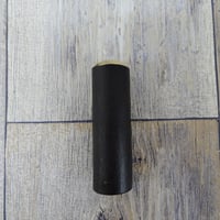 傘用石突 　エゴ皮付