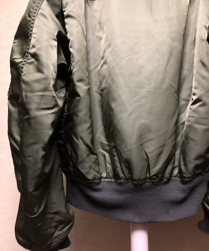 U.S.A.製時代最終期MA-1美品〉U.S.A.製時代最終期ALPHA社IDEAL