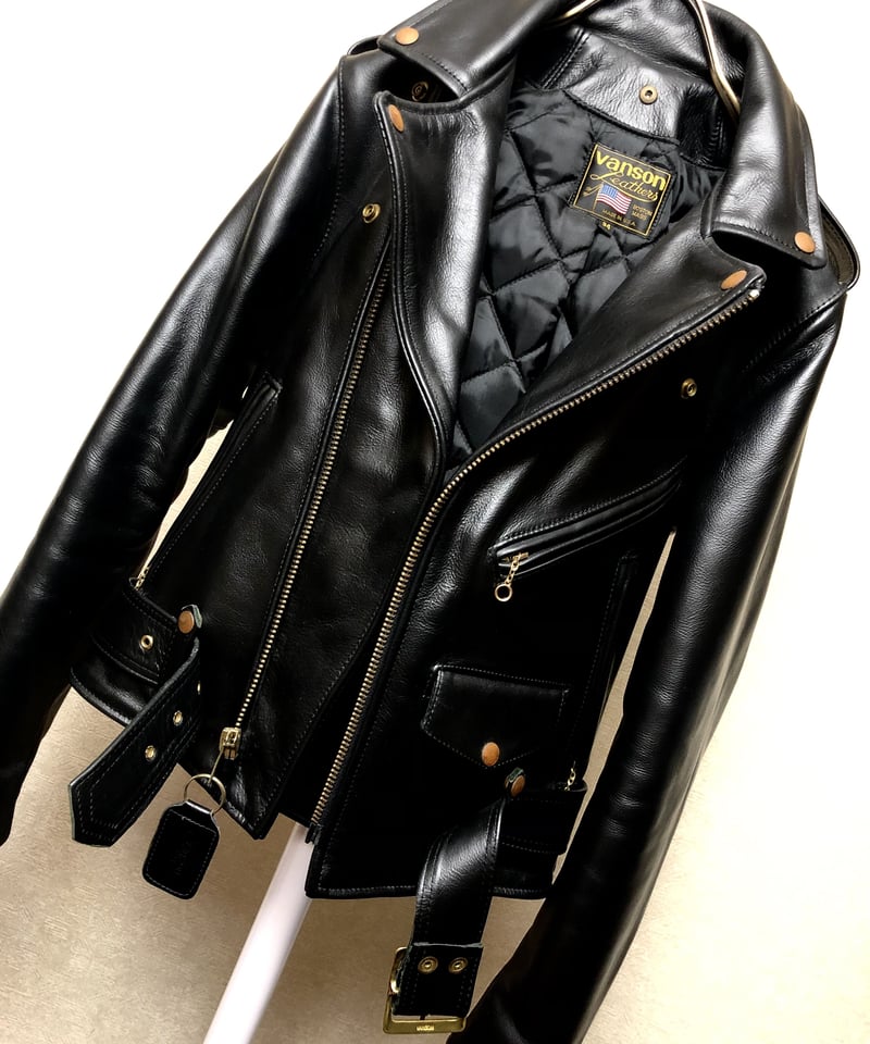 普遍的人気ロングセラー武骨ライダースU.S.A.〉vanson 人気モデルC2
