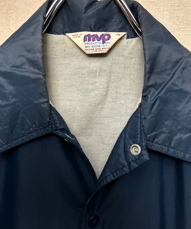 U.S.A.製セブンティーズコーチジャケット〉70年代U.S.A.製mvp U.S.A.製セブンティーズコーチジャケット〉70年代U.S.A.製mvp