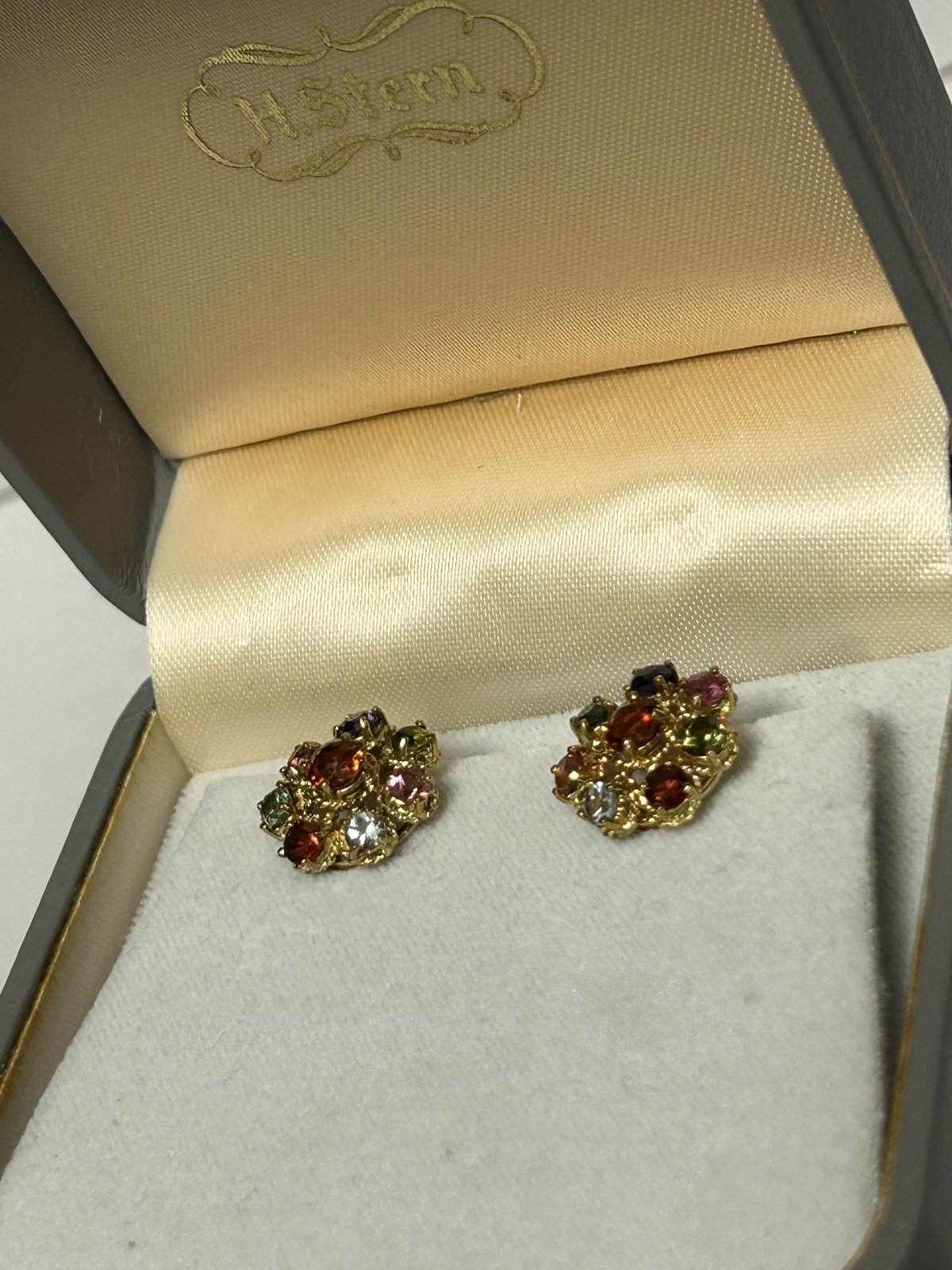 刻印入り18金(750)イヤリング 18金(750刻印)イヤリングをお買取！価格の相場は？ - 丸和質商