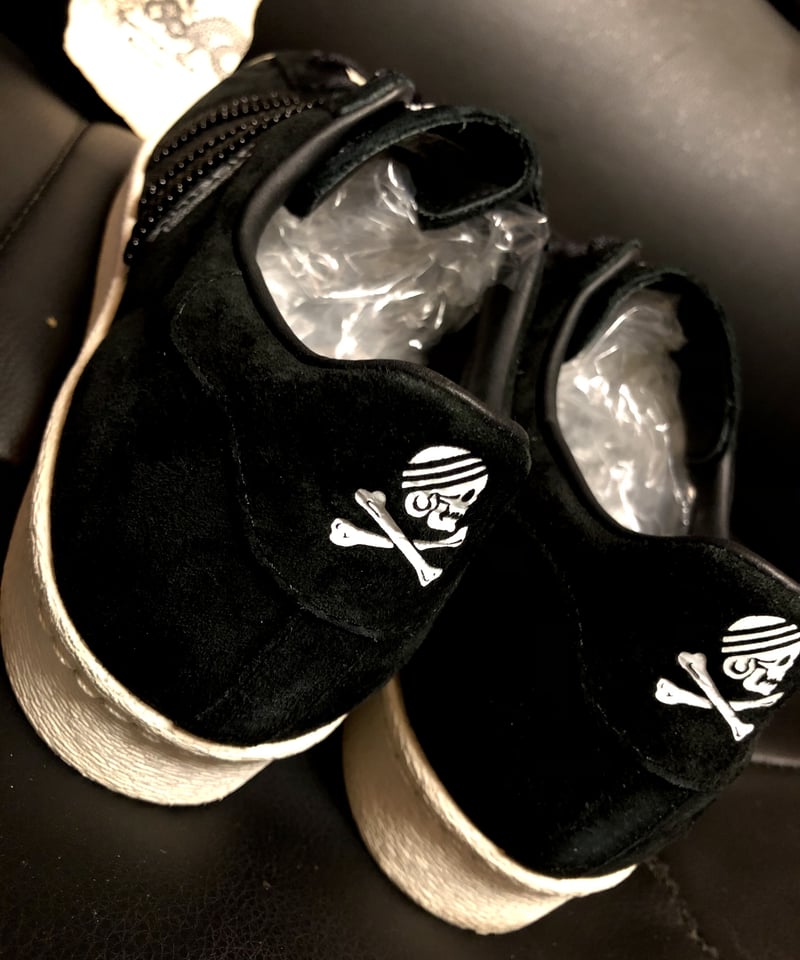 超目玉人気ダブルネーム美品》NEIGHBORHOOD × adidas NH SHELLTO 超目玉人気ダブルネーム美品》NEIGHBORHOOD × adidas NH SHELLTO