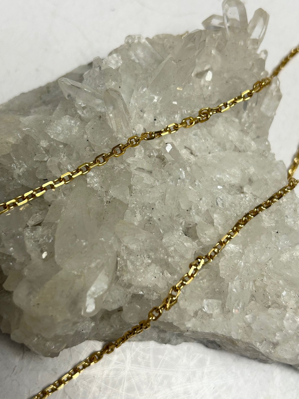 オールドエイティーズ海外刻印750(K18)GOLD JEWELRY〉80年代海外 オールドエイティーズ海外刻印750(K18)GOLD JEWELRY〉80年代海外